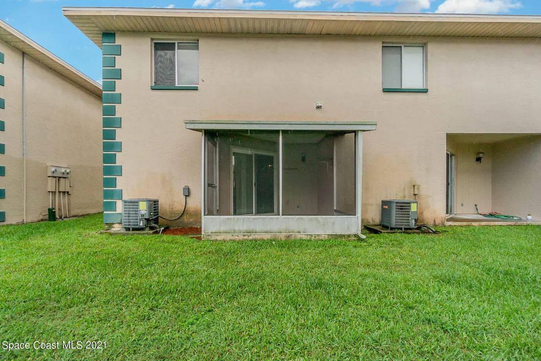 Photo of Unit 27 at 1880 Murrell Road