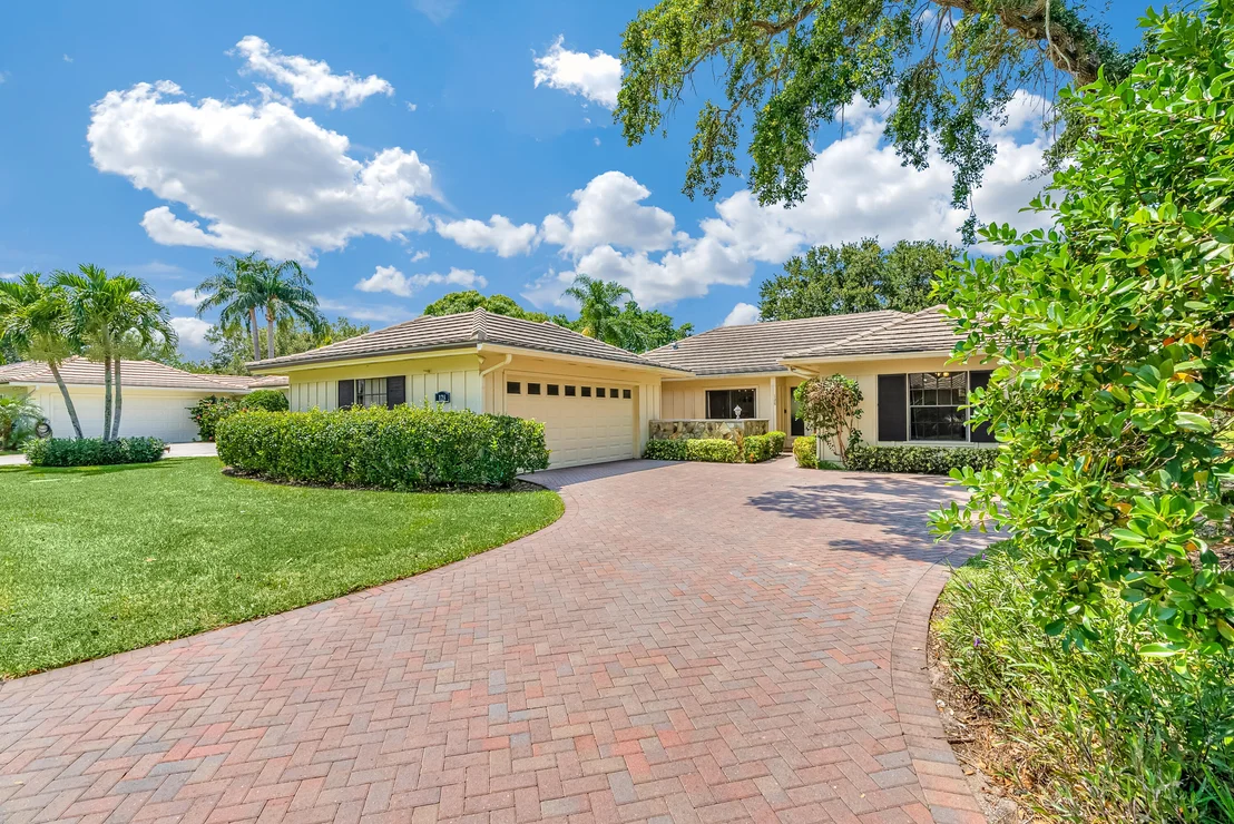 Photo of 128 Prestwick Circle