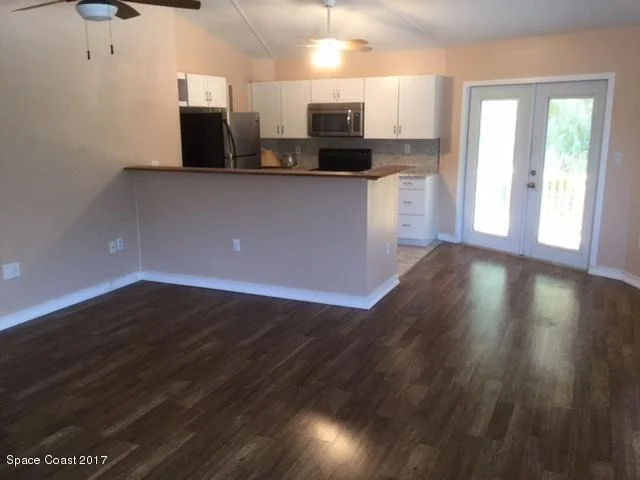 Photo of 6487 Banyan Street