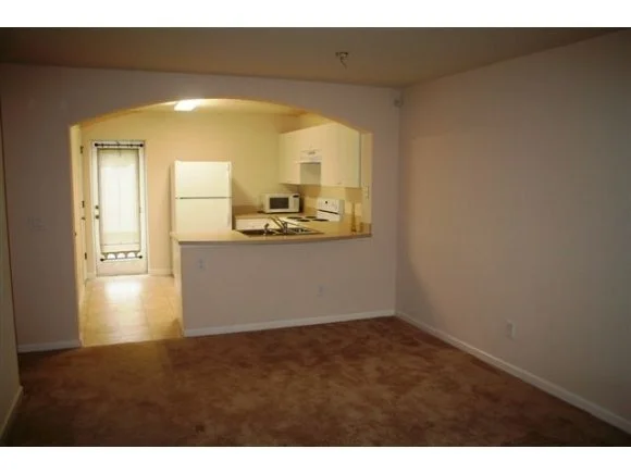 Photo of Unit 103 at 890 Luminary
