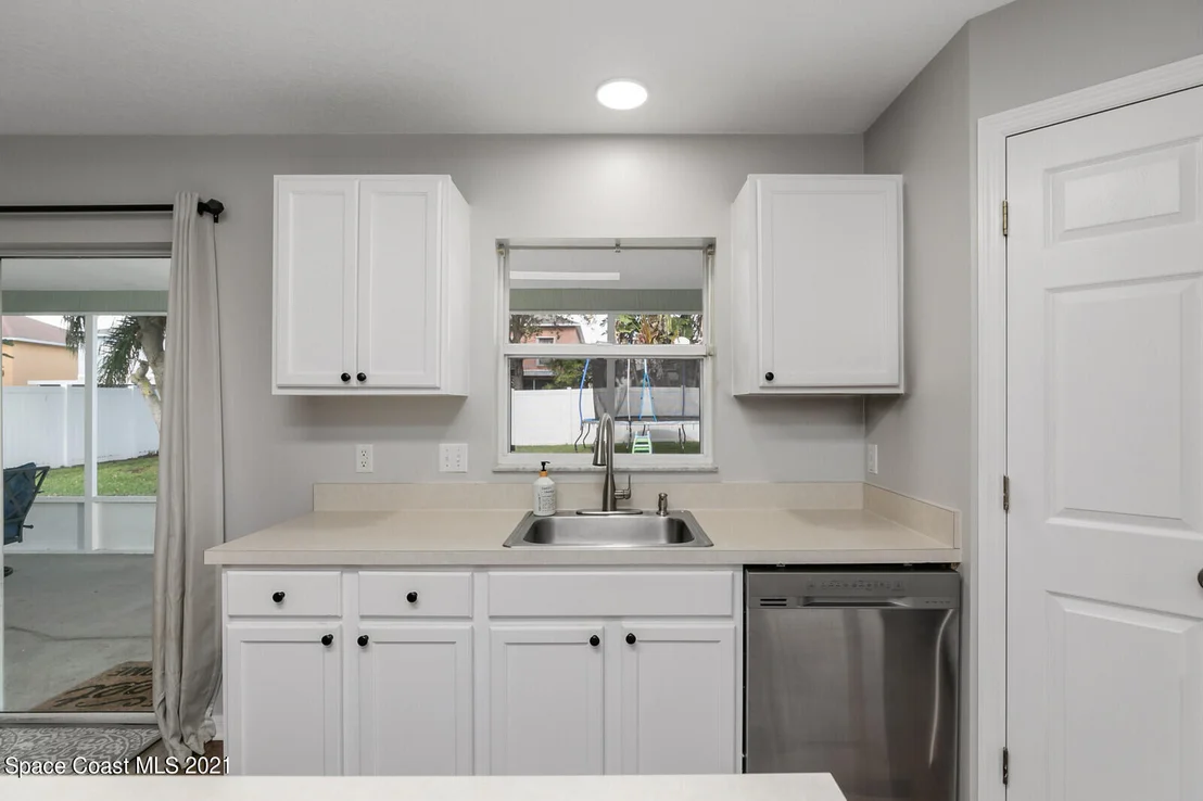 Photo of 3996 Four Lakes Drive