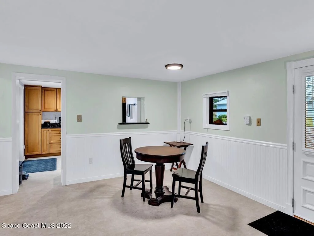 Photo of 9850 River Drive