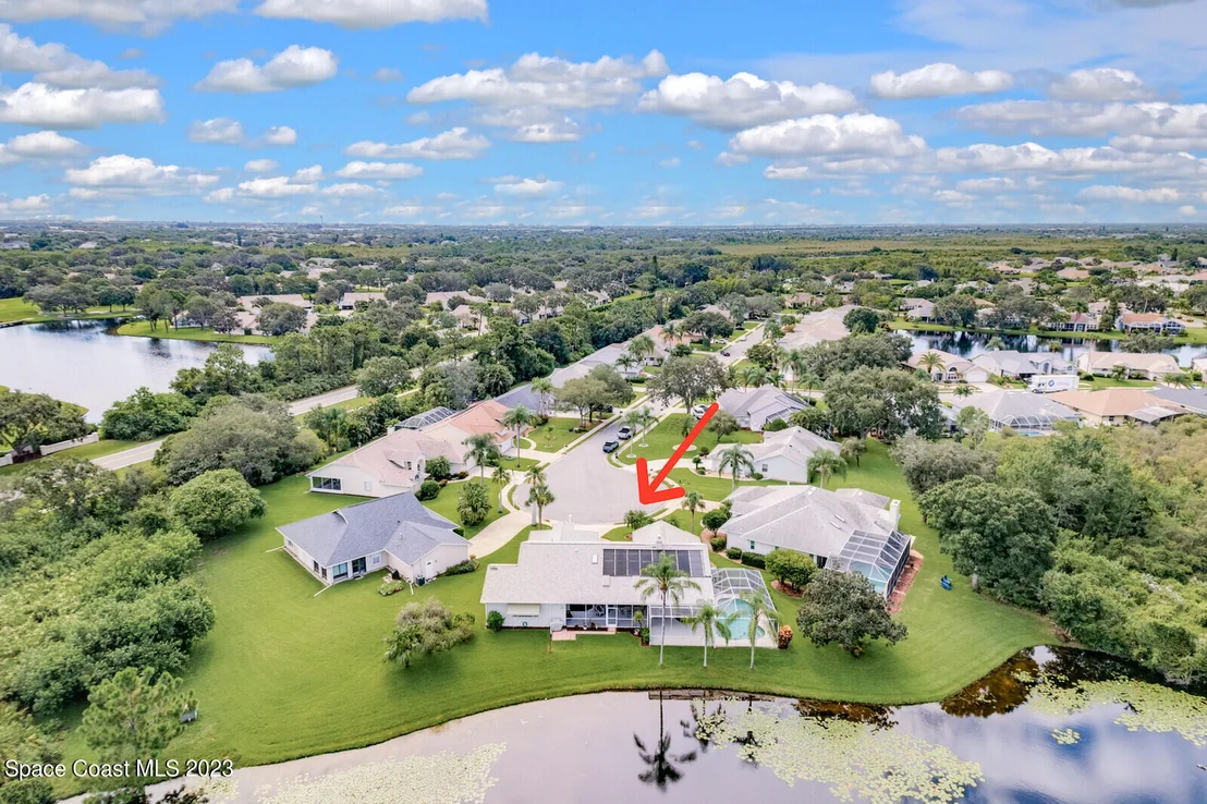 Photo of 986 Somerset Lane
