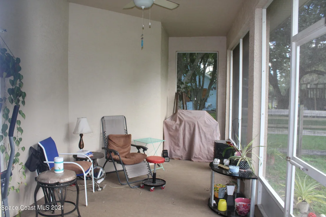 Photo of 3067 Temple Lane N