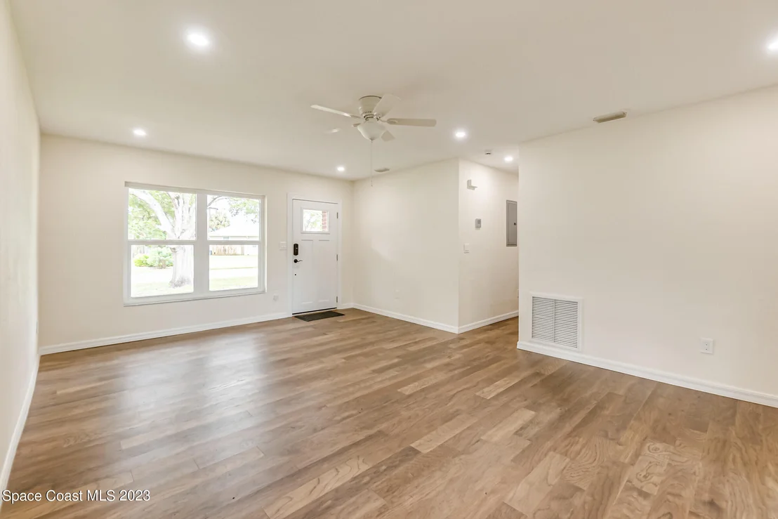 Photo of 1705 Academy Drive