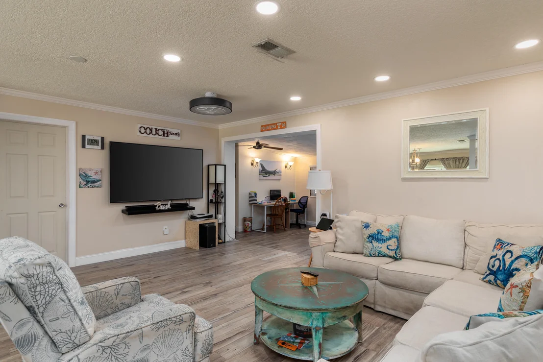 Photo of 450 Rosedale Drive