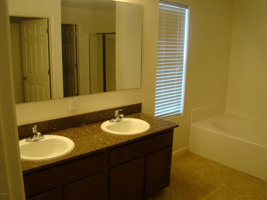 Photo of 3892 Joslin Way