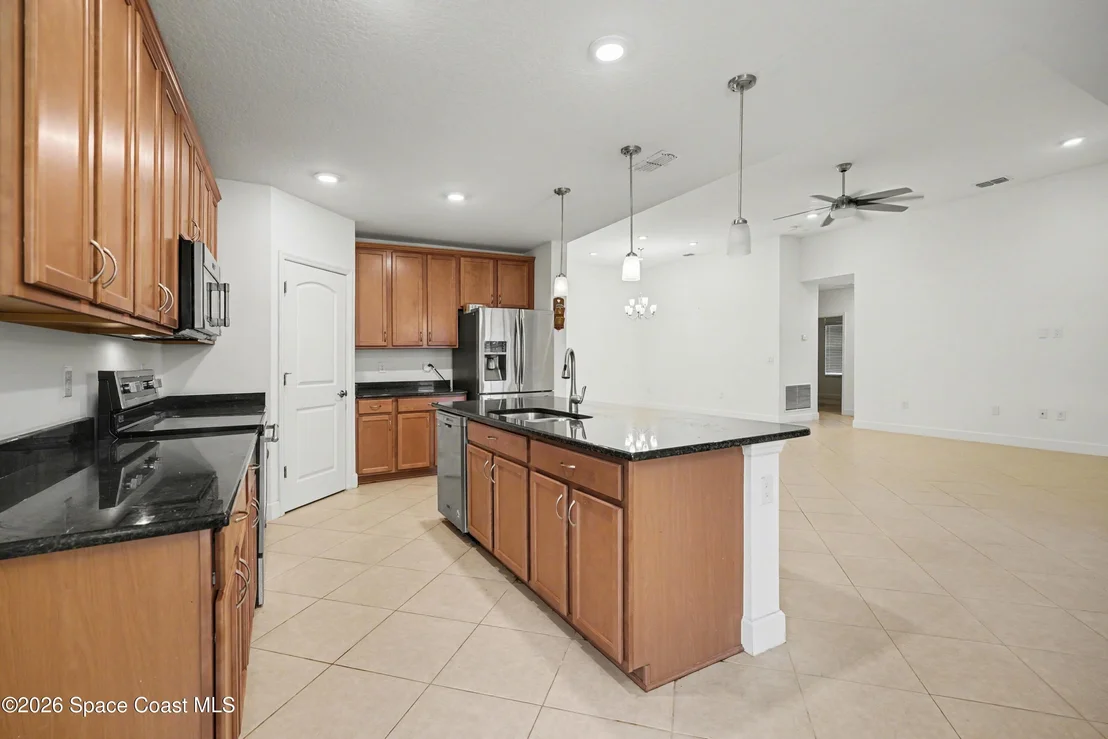 Photo of 1706 Elmhurst Circle SE