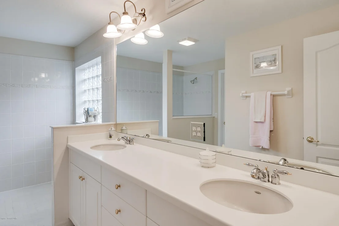 Photo of 7178 Broderick Drive