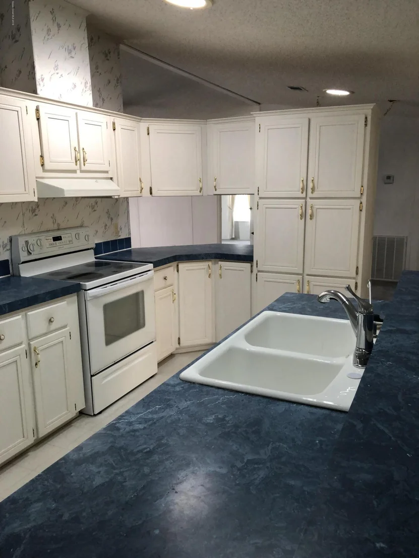 Photo of Unit 0 at 5462 Bannock Street