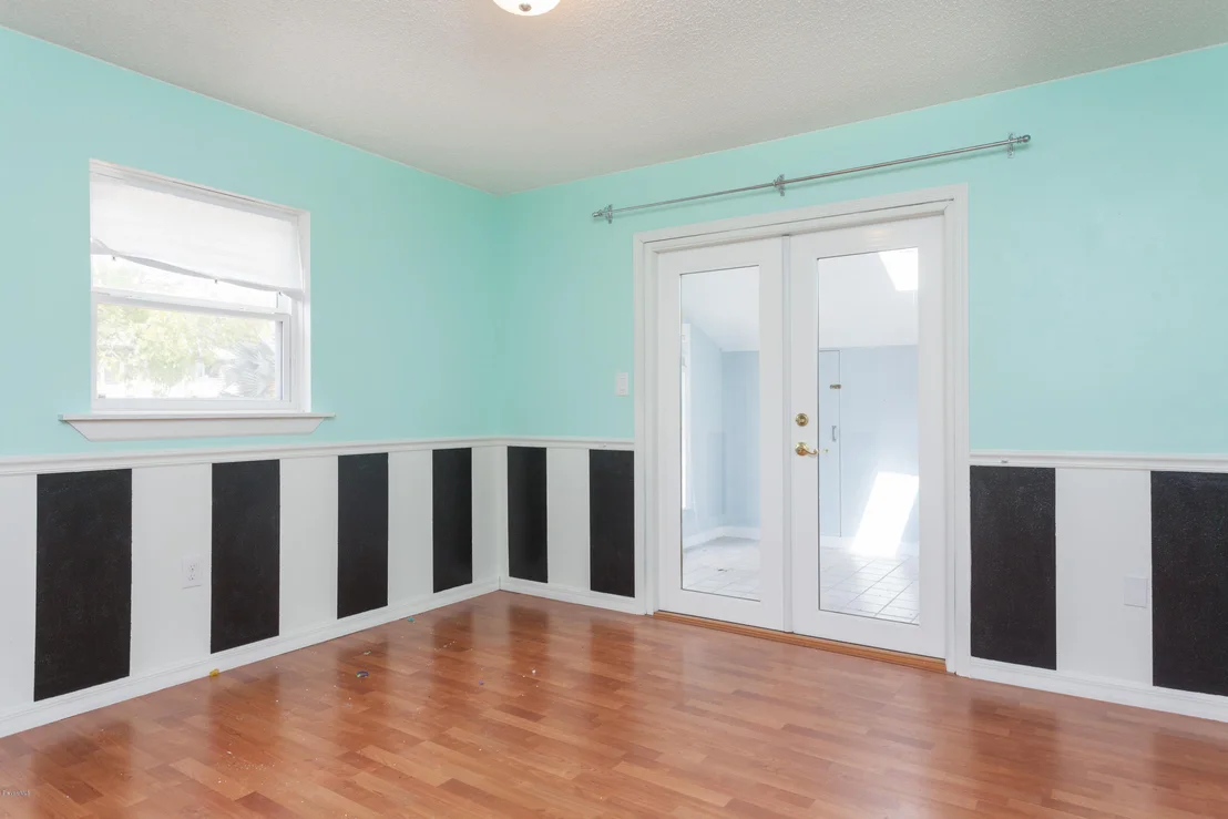 Photo of 3447 Indian River Drive N