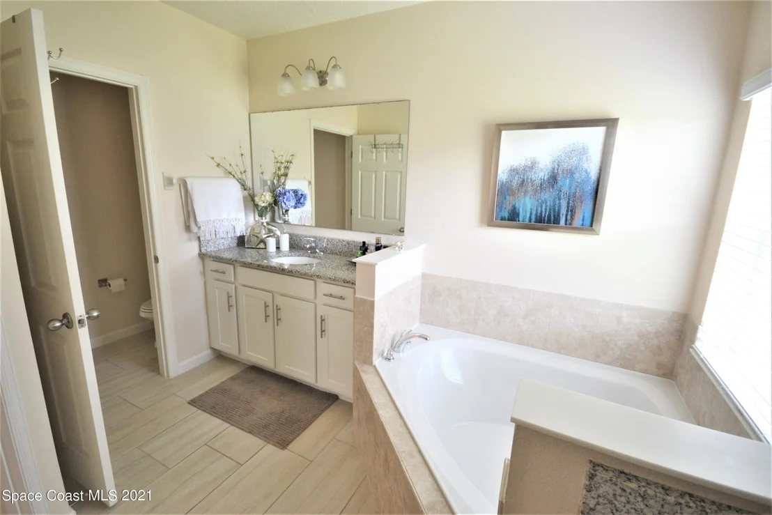 Photo of 940 Fiddleleaf Circle