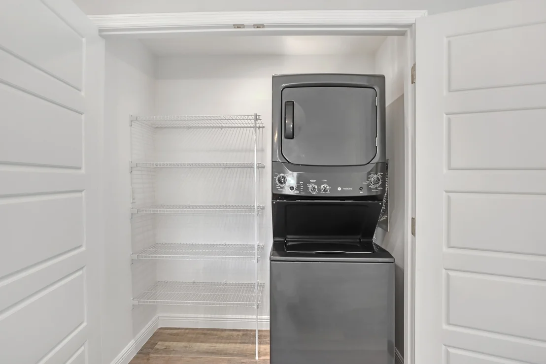 Photo of 5750 Palm Street