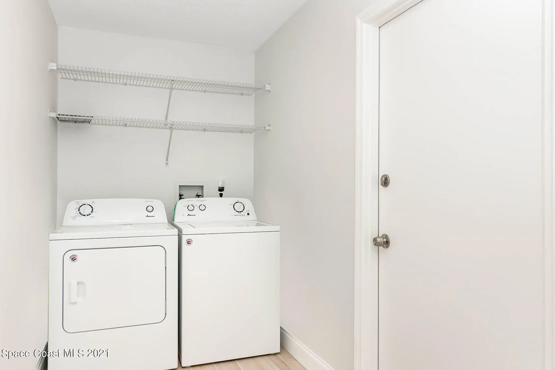 Photo of 933 Spanish Wells Drive