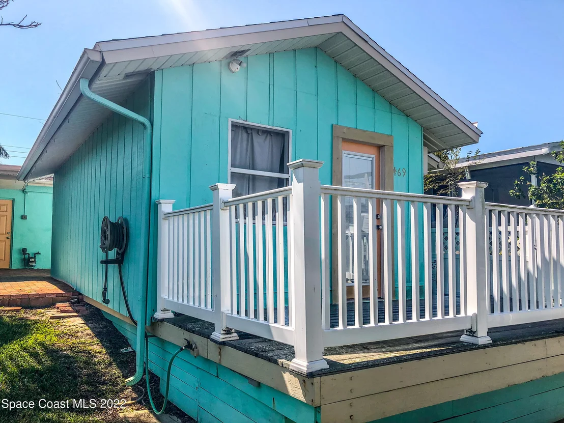 Photo of 469 Penguin Drive