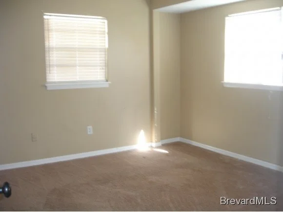 Photo of 474 NE Candlestick