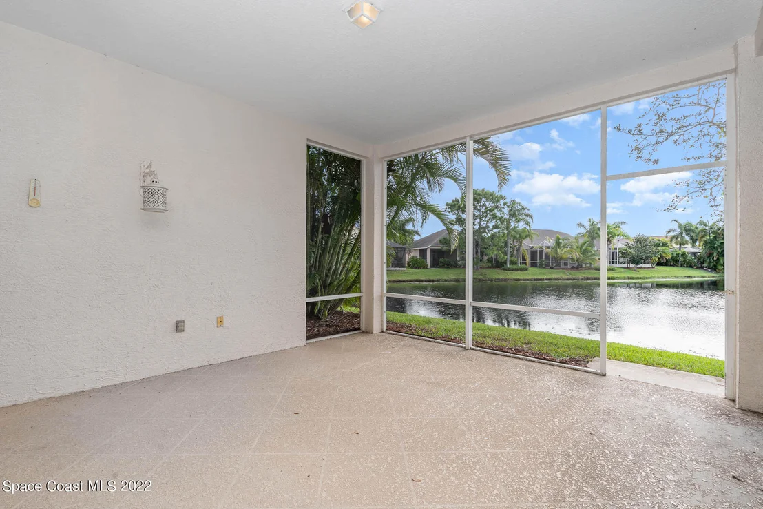 Photo of 1905 Ficus Point Drive