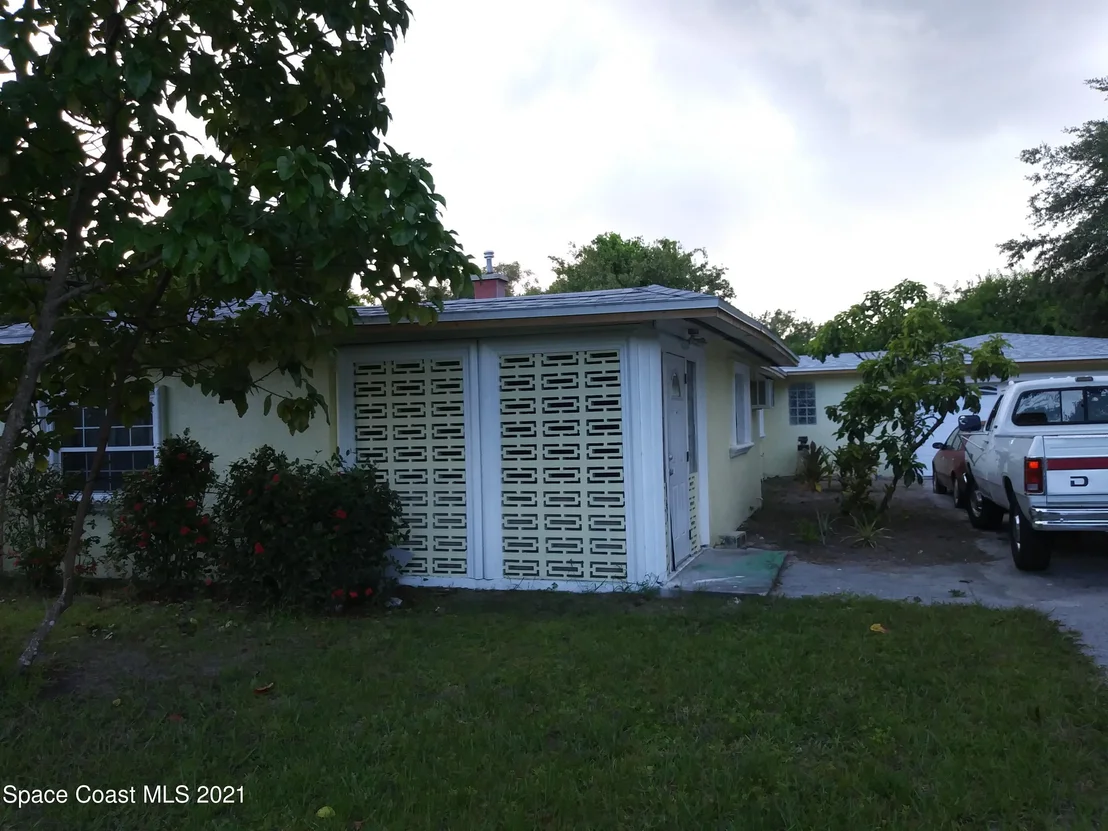 Photo of 227 Lincoln Road