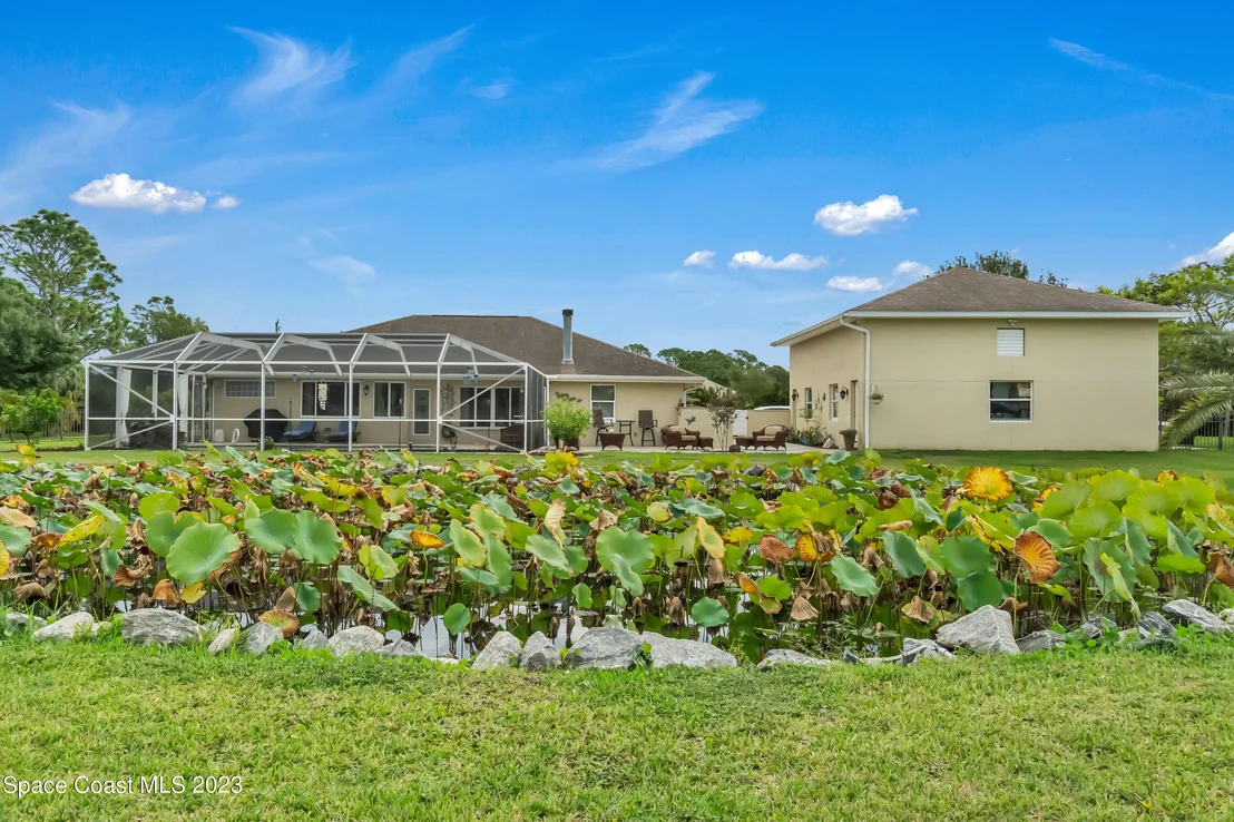 Photo of 2550 Waring Lane