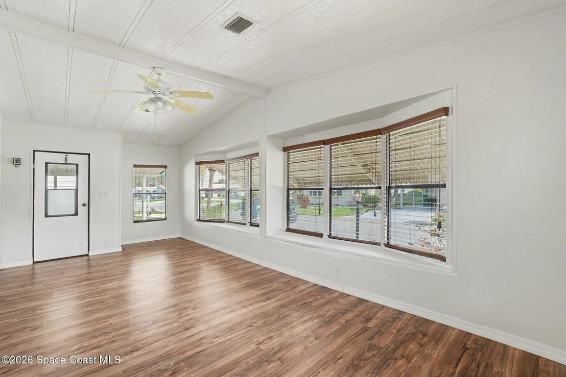 Photo of 637 Wedelia Drive