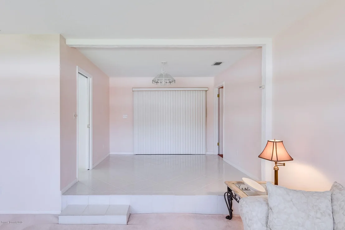 Photo of 4844 Fairview Drive