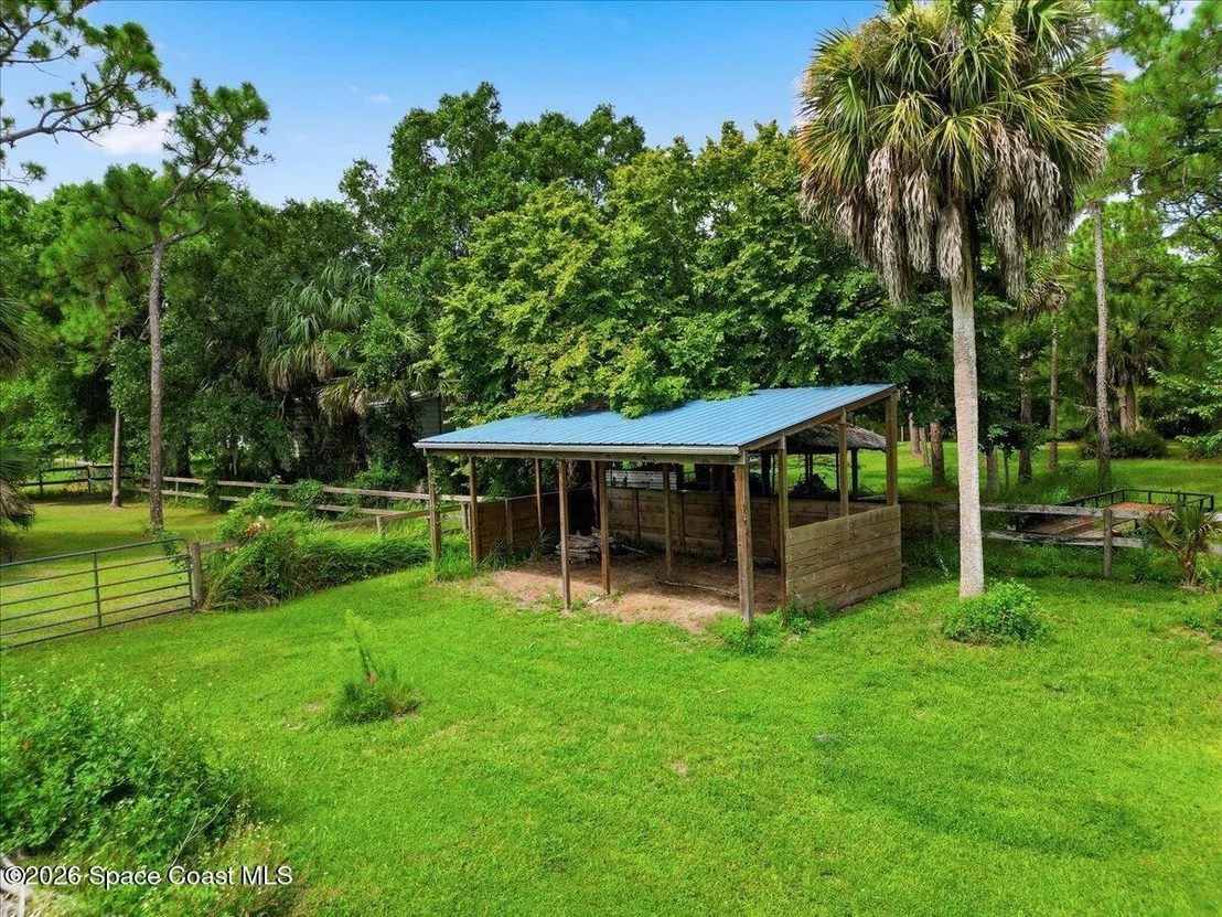 Photo of 1740 Vally Road