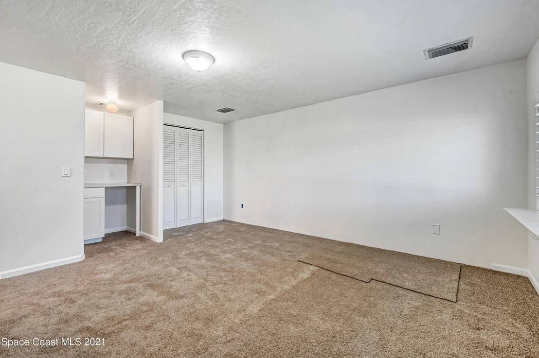 Photo of 3429 Gran Avenue NE