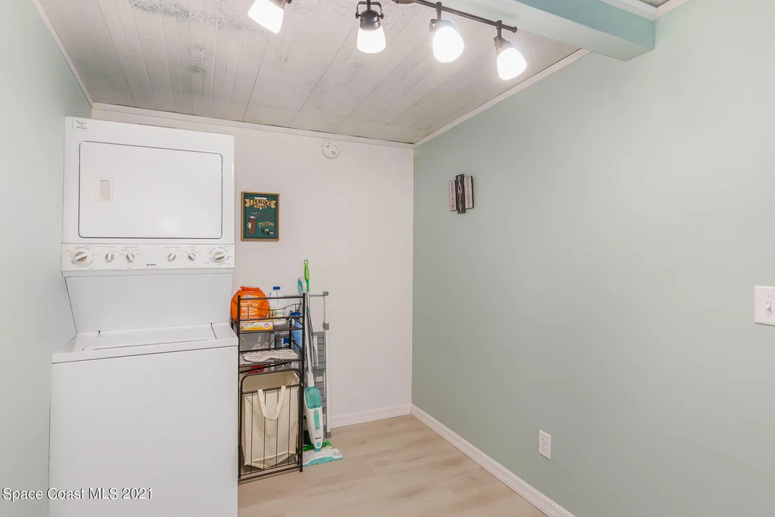 Photo of 77 Sunset Drive