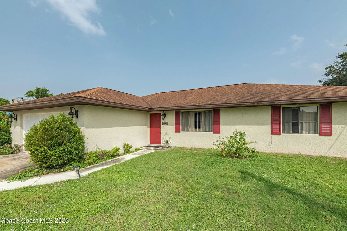 Photo of 4630 Robert Street
