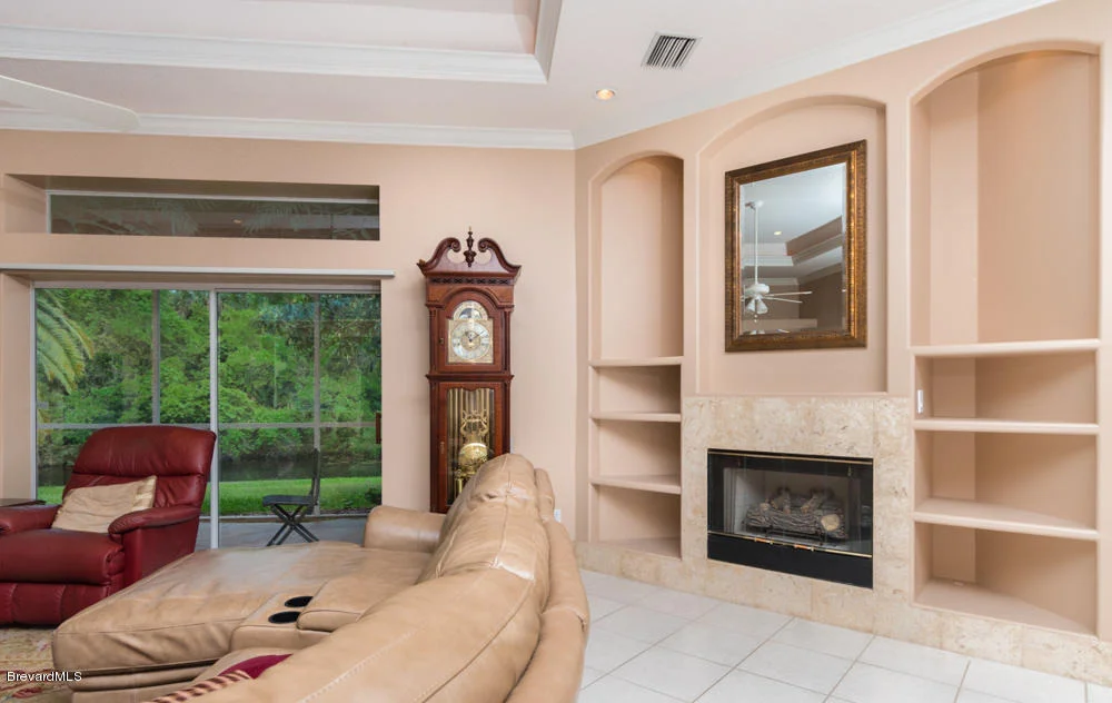Photo of 985 Palm Brook Drive