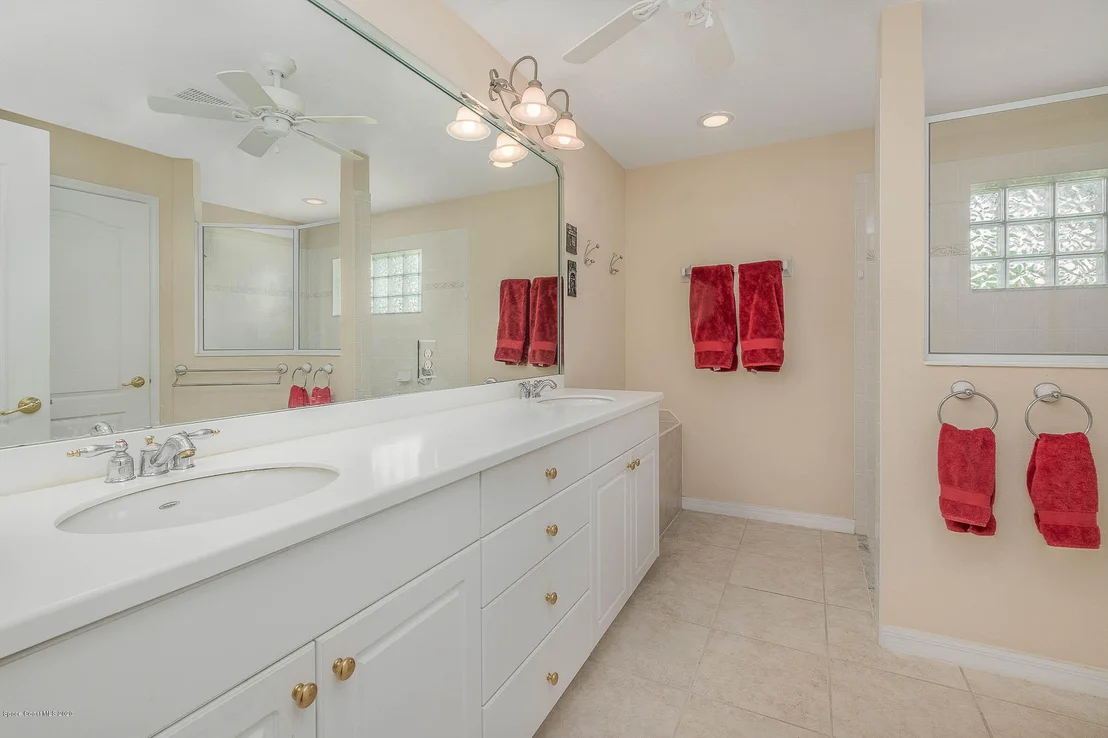 Photo of 7237 Broderick Drive