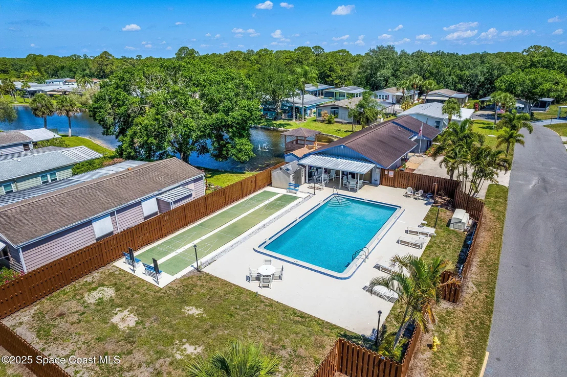 Photo of 4458 Twin Lakes Drive