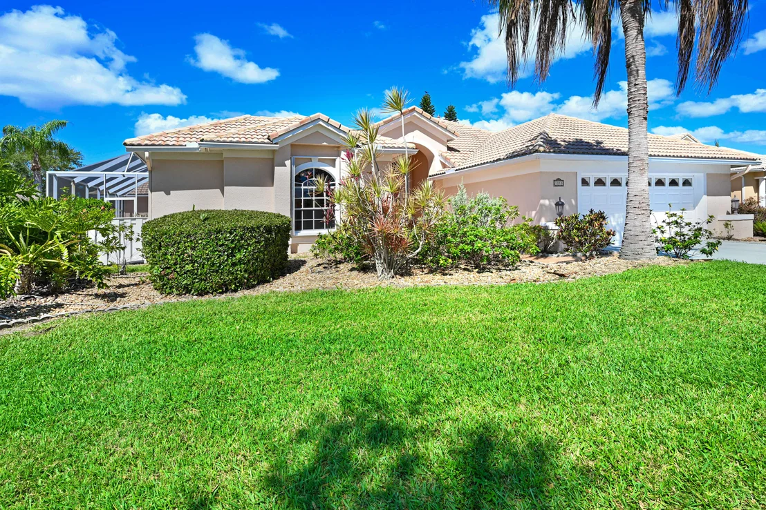 Photo of 1010 Palm Brook Drive