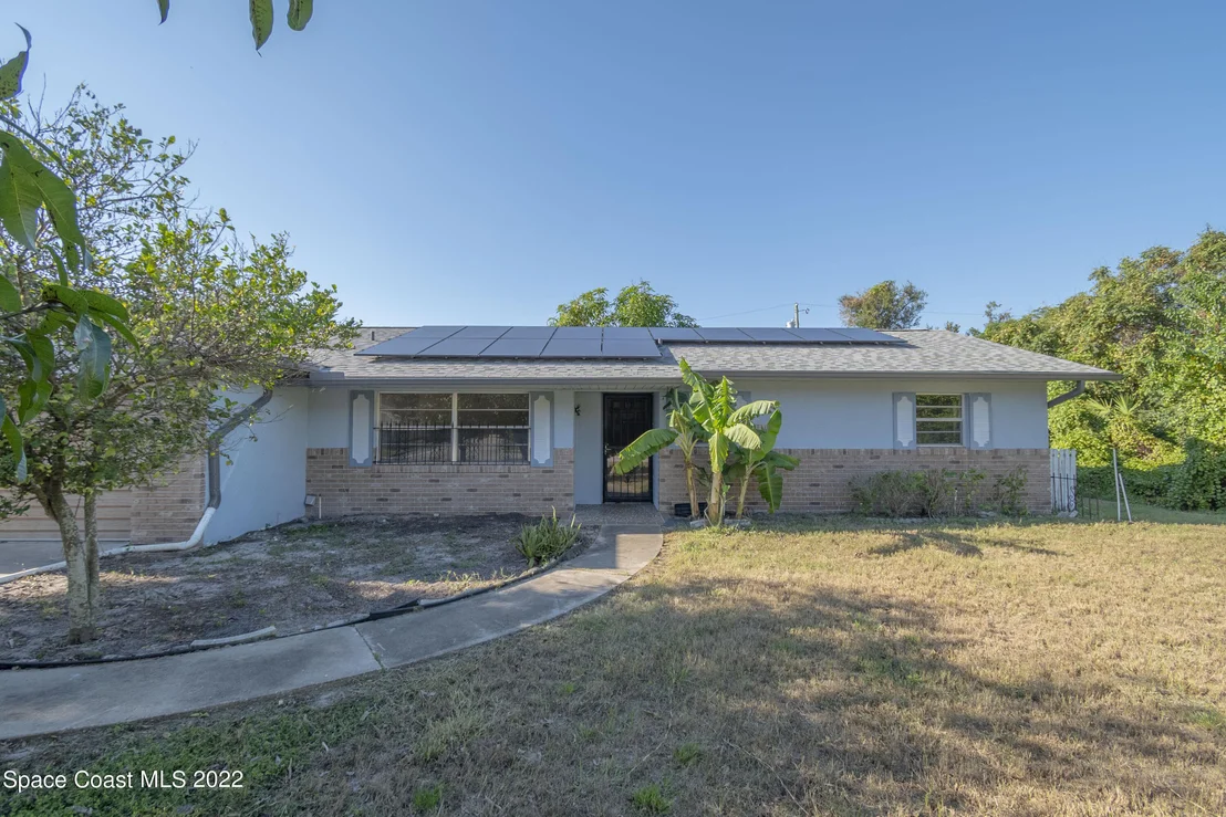 Photo of 936 Clayton Drive