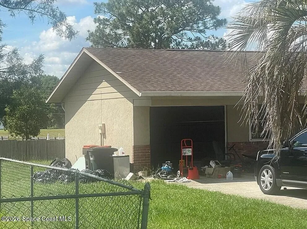 Photo of 445 Spring Drive
