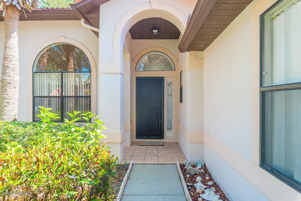 Photo of 993 Osprey Drive