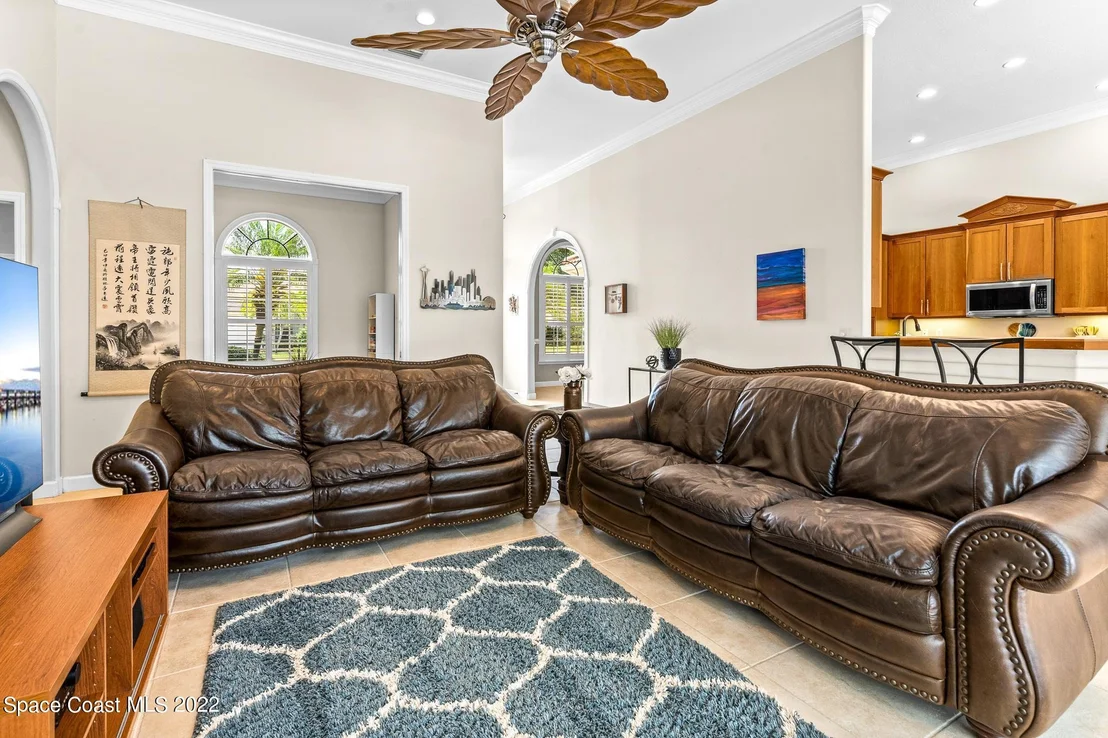 Photo of 356 Southampton Drive