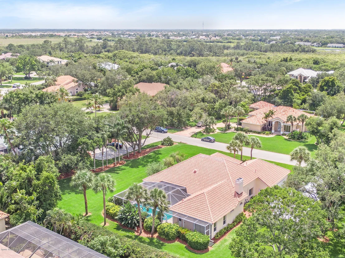 Photo of 759 Glengarry Drive