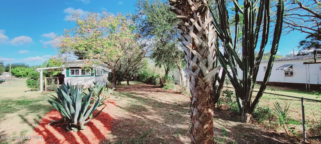 Photo of 6974 Ash Drive
