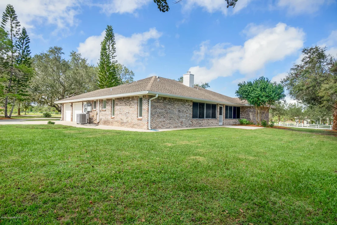 Photo of 1785 Villa Espana