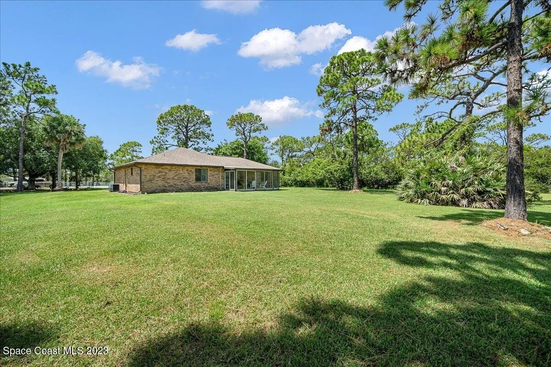 Photo of 2100 Atz Road