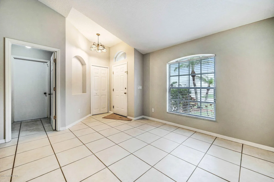 Photo of 965 Sabal Grove Drive