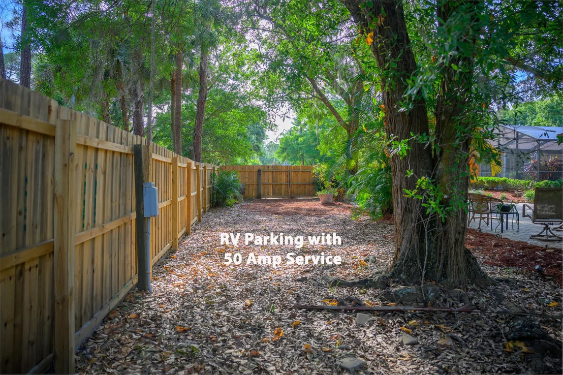 Photo of 1725 Hidden Lake Drive