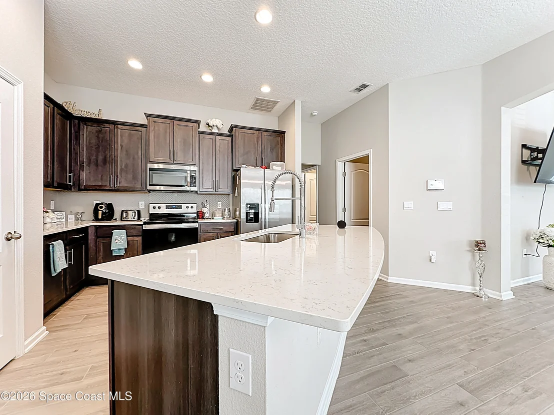 Photo of 65744 Edgewater Drive