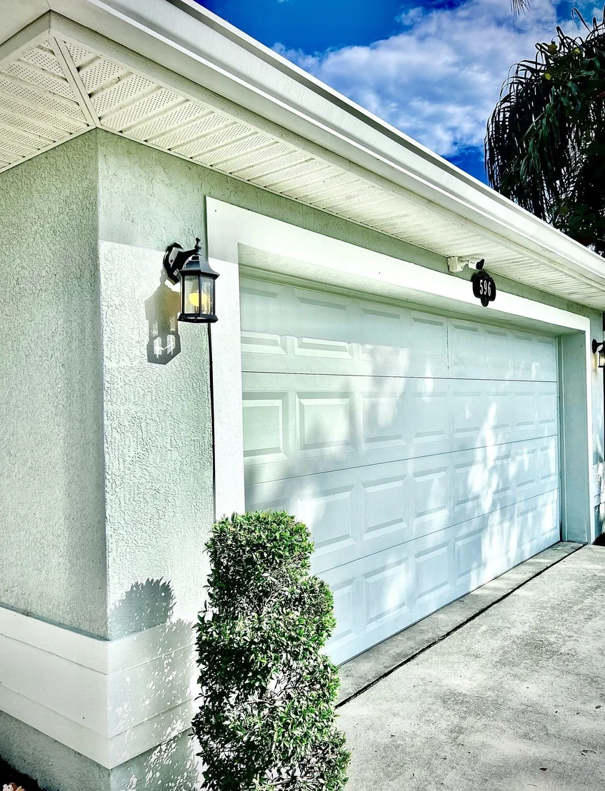 Photo of 596 Mason