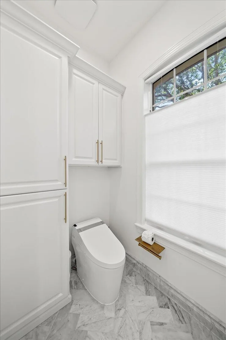 Photo of 405 Newport Drive