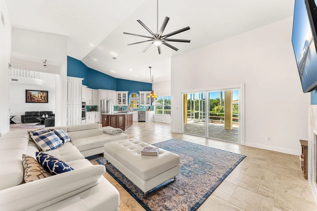 Photo of 268 Lanternback Island Drive