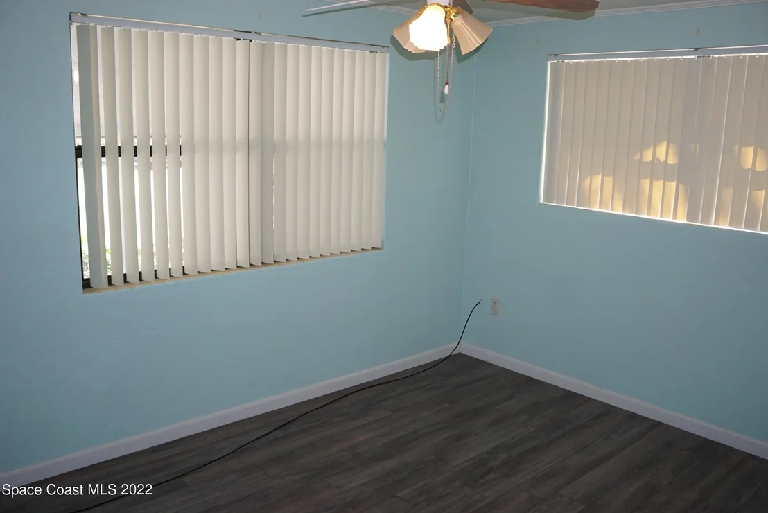 Photo of 5748 Lord Street