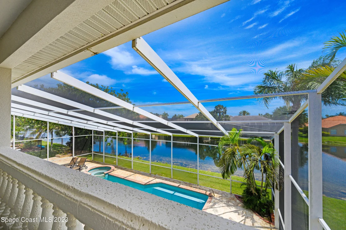 Photo of 335 Lanternback Island Drive