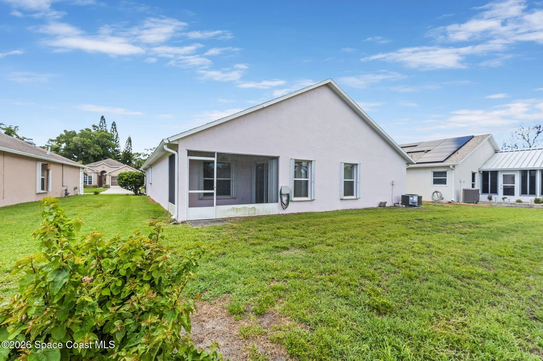 Photo of 1021 Pine Creek Circle NE